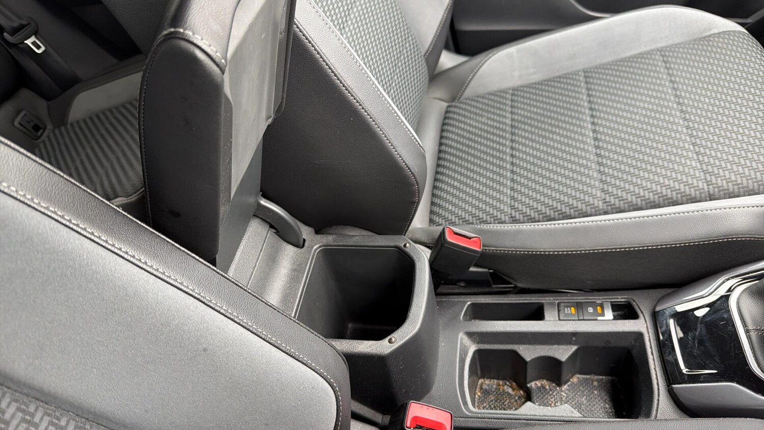 Used Volkswagen T-Roc 2021 for sale - 78171026: Photo 35