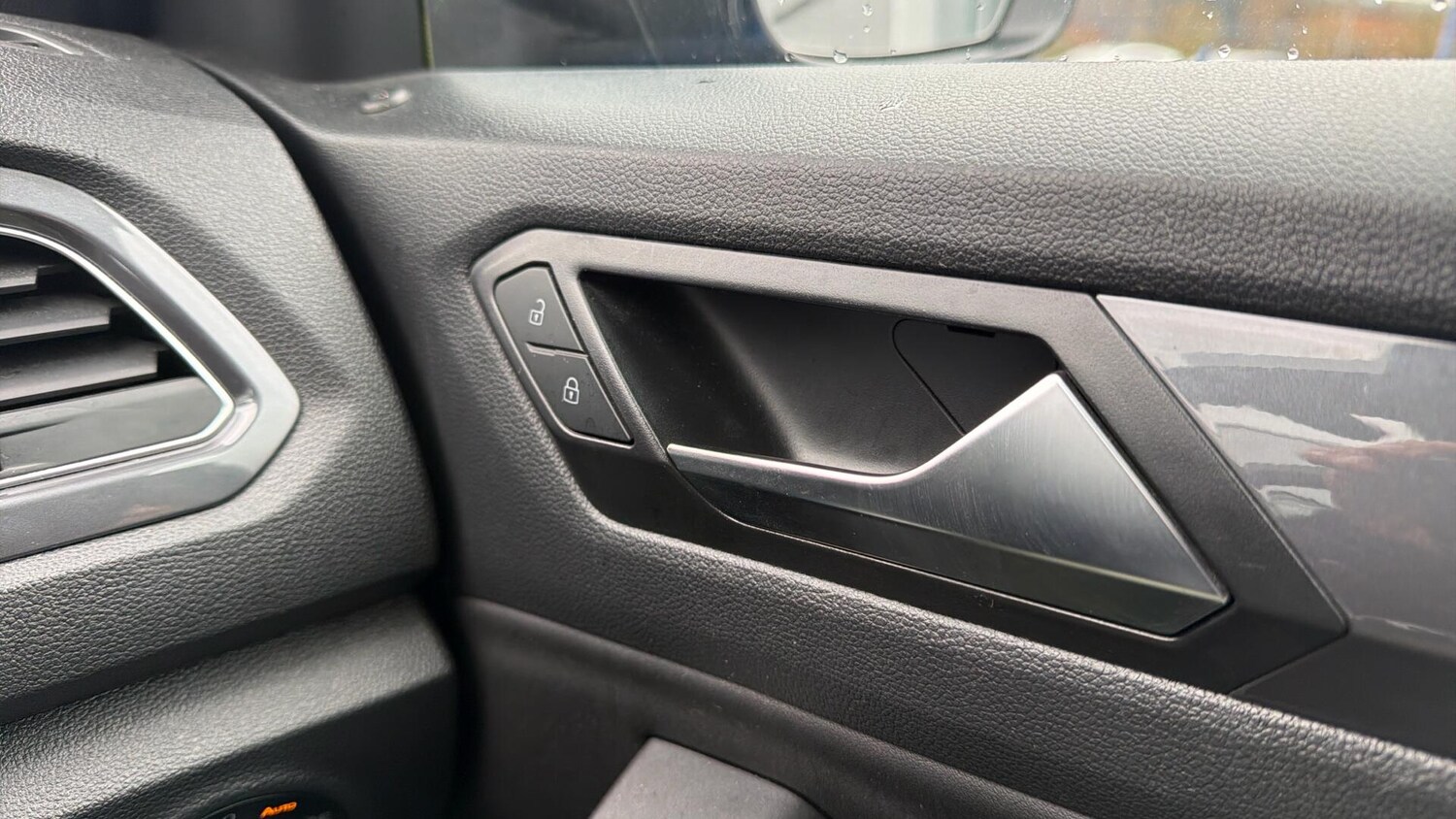 Used Volkswagen T-Roc 2021 for sale - 78171026: Photo 41