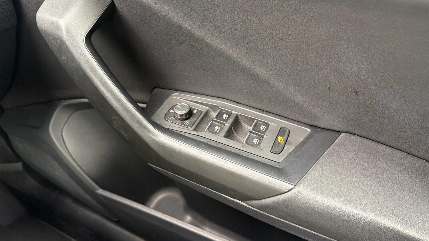 Used Volkswagen T-Roc 2021 for sale - 78171026: Photo 42