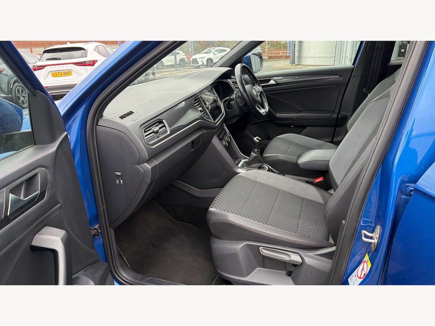 Used Volkswagen T-Roc 2021 for sale - 78171026: Photo 8