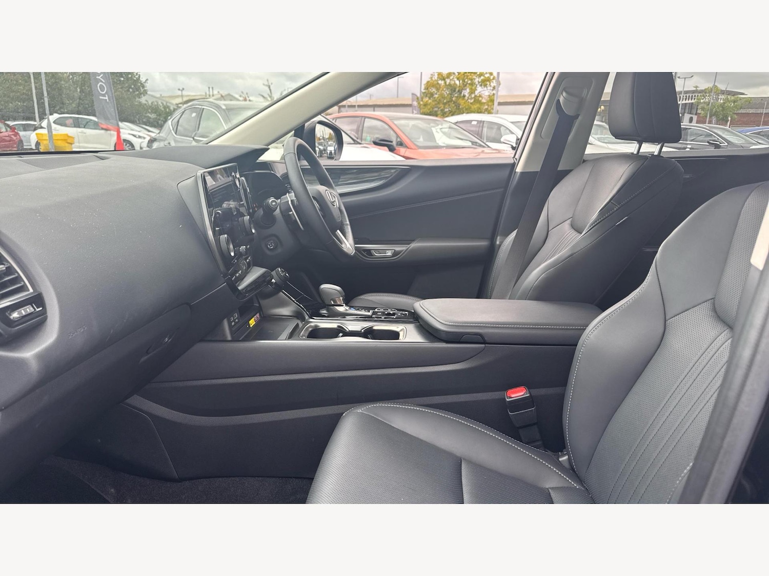 Used Lexus NX 2023 for sale - 76538951: Photo 8