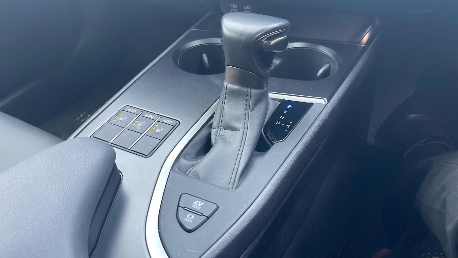 Used Lexus UX 2023 for sale - 76633067: Photo 34