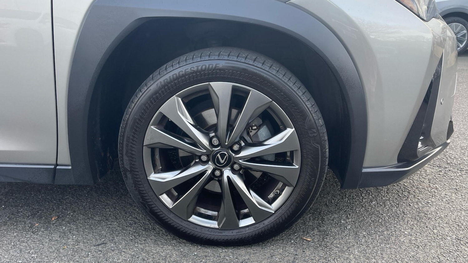 Used Lexus UX 2023 for sale - 76633067: Photo 41
