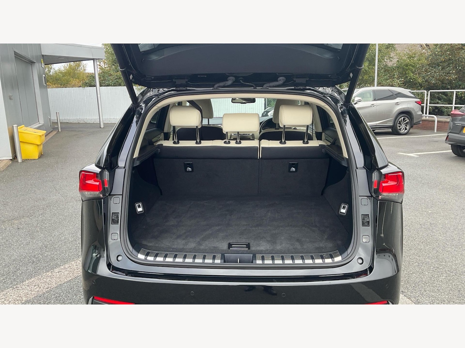 Used Lexus NX 2021 for sale - 76538075: Photo 17