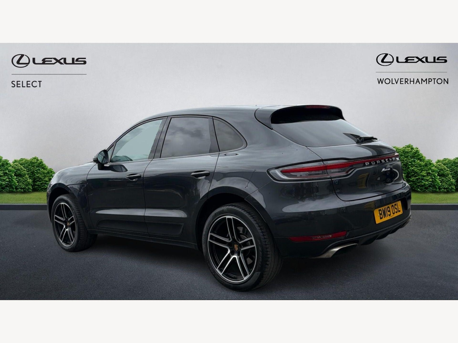 Used Porsche Macan 2019 for sale - 77768449: Photo 2