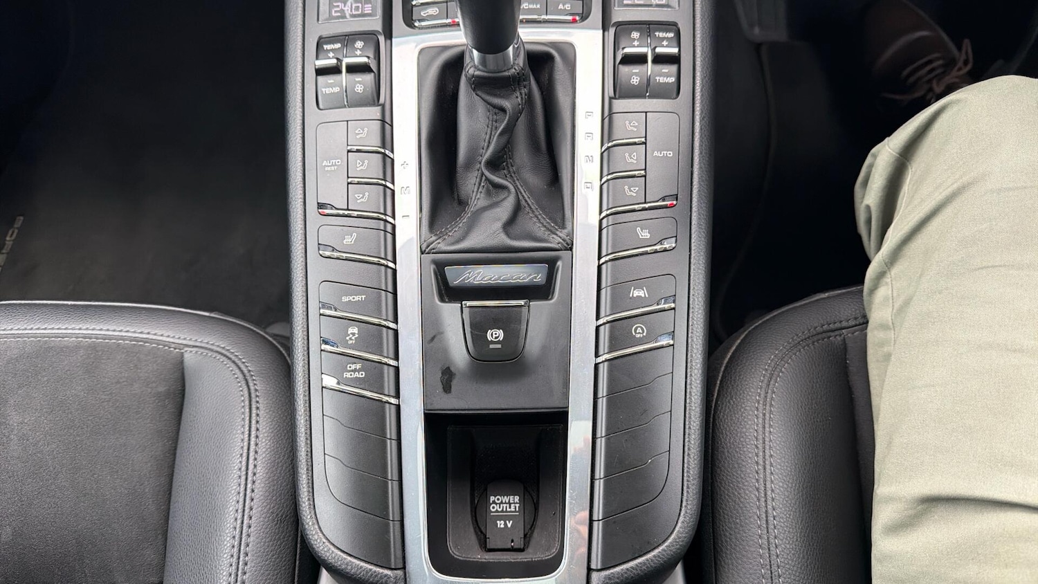 Used Porsche Macan 2019 for sale - 77768449: Photo 34