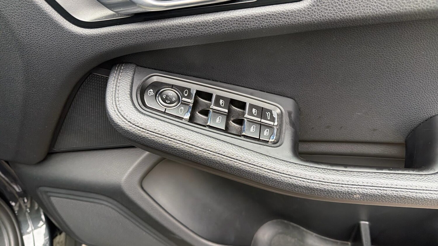 Used Porsche Macan 2019 for sale - 77768449: Photo 50