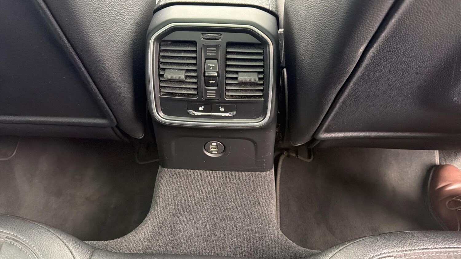 Used Porsche Macan 2019 for sale - 77768449: Photo 52