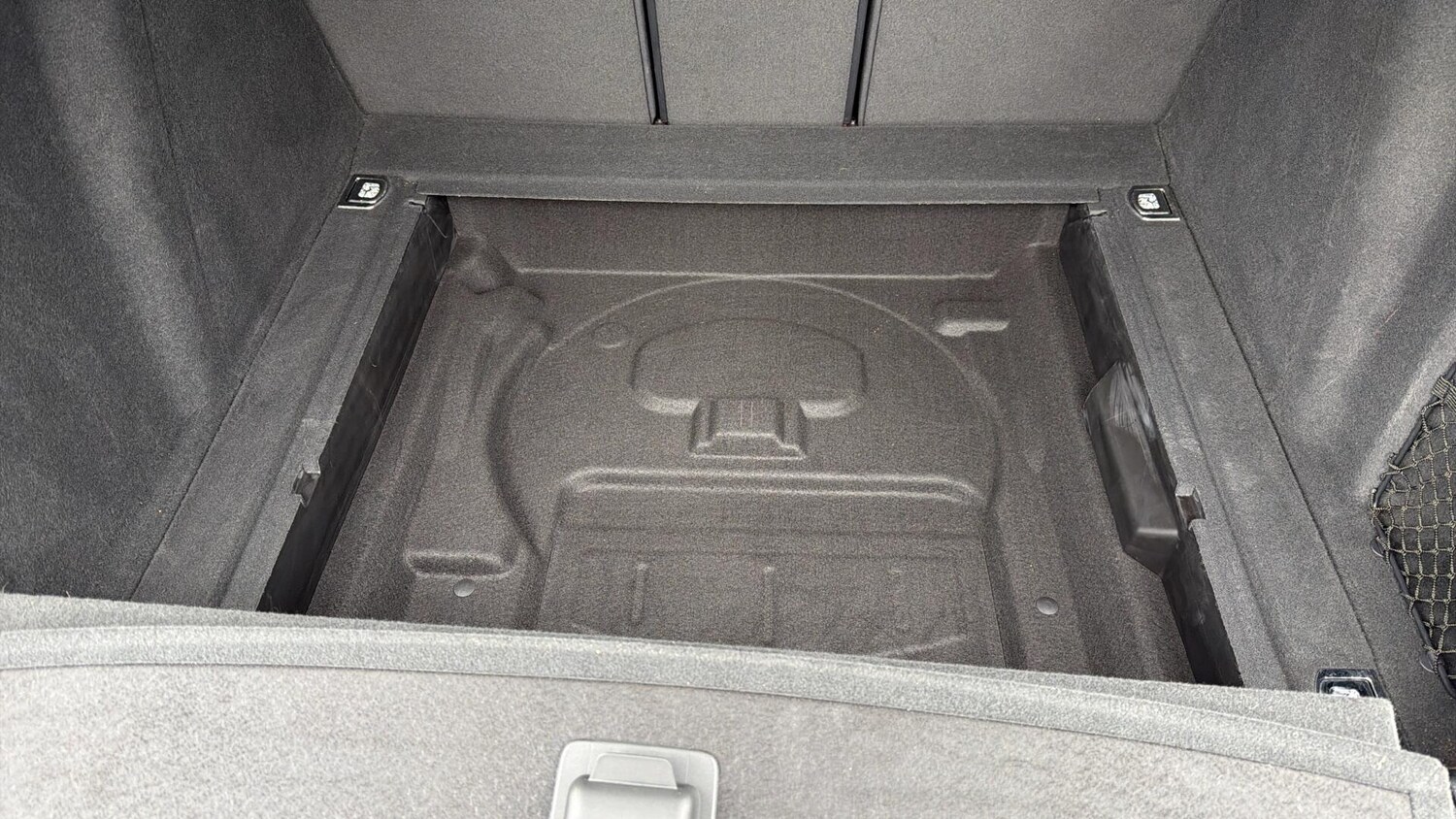 Used Porsche Macan 2019 for sale - 77768449: Photo 56