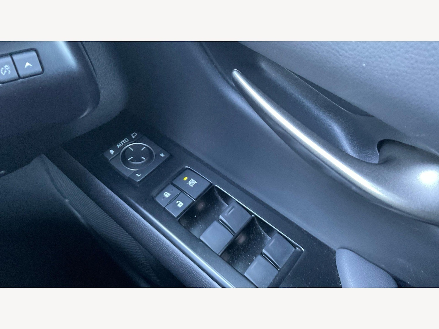 Used Lexus UX 2023 for sale - 78058555: Photo 28