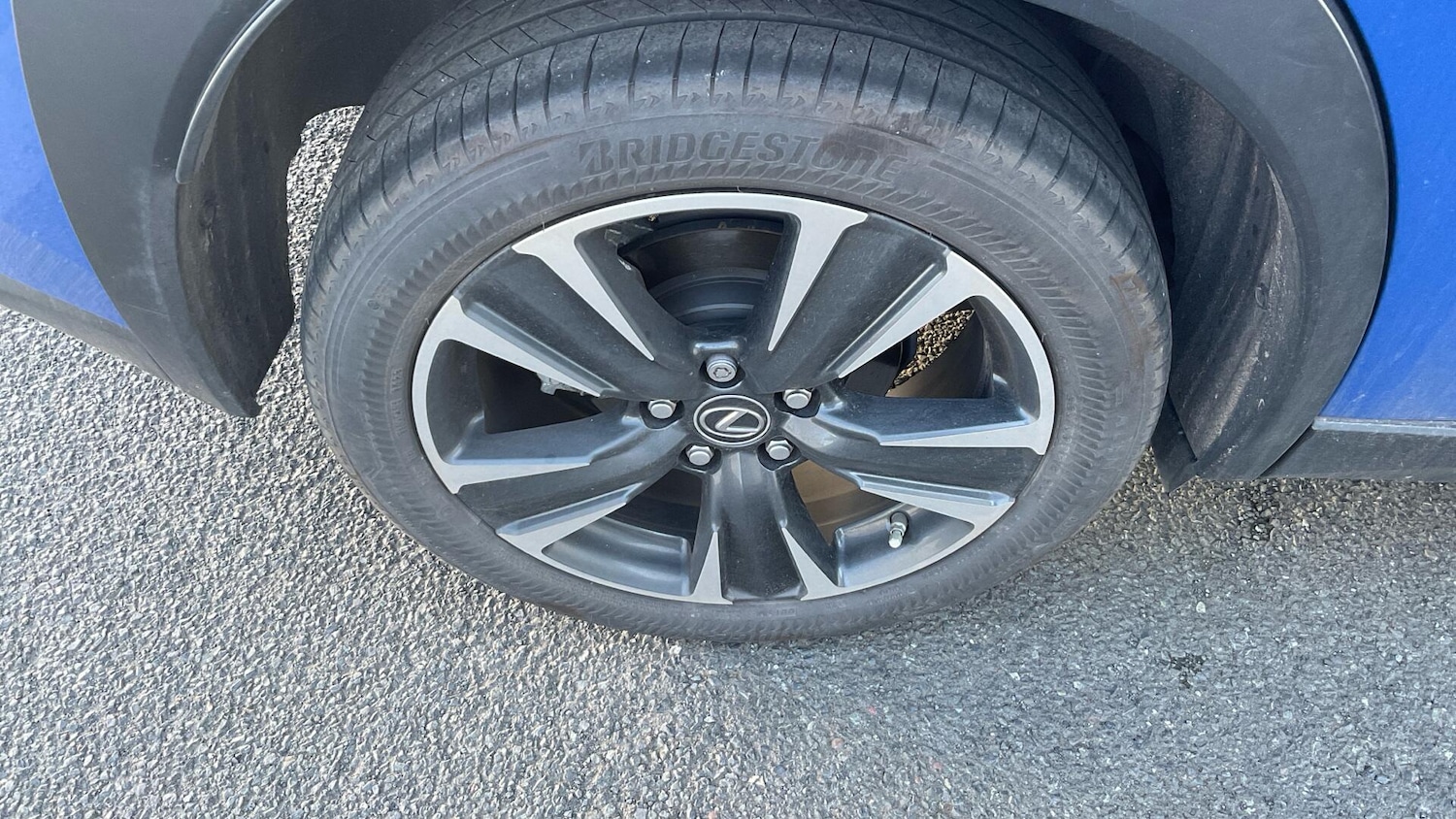 Used Lexus UX 2023 for sale - 78058555: Photo 33