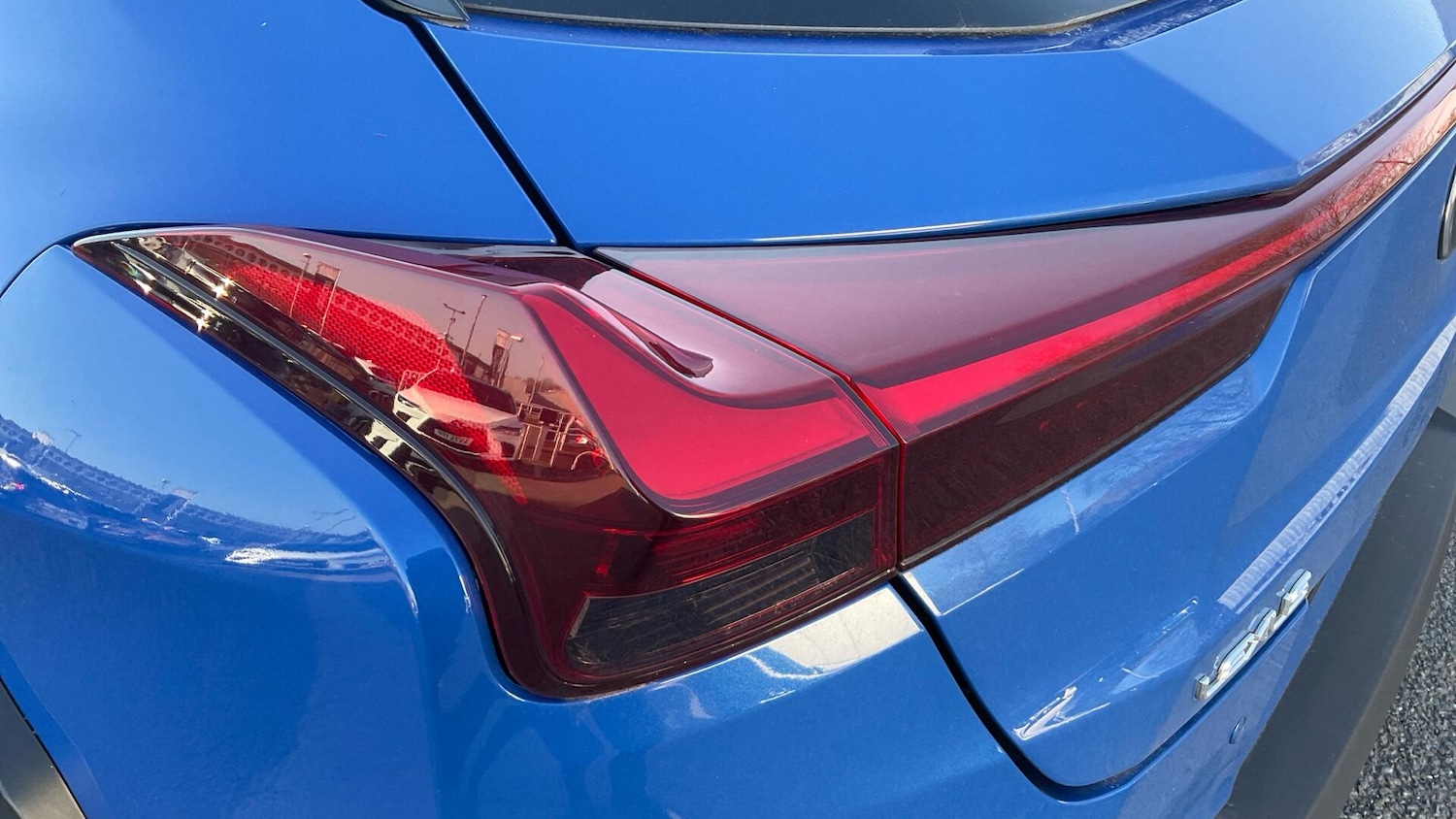 Used Lexus UX 2023 for sale - 78058555: Photo 40