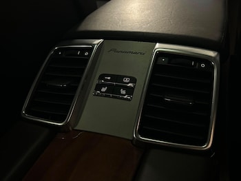 Used Porsche Panamera 2010 for sale - 79348326: Photo