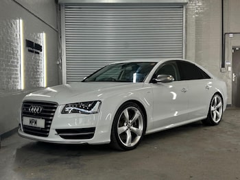 Used Audi S8 2013 for sale - 79093357: Photo