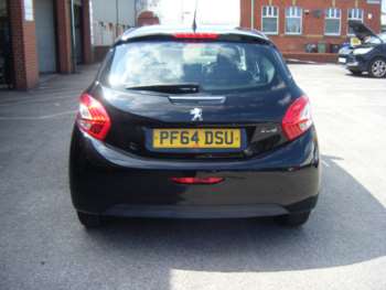 Used Peugeot 208 2015 for sale - 74929384: Photo