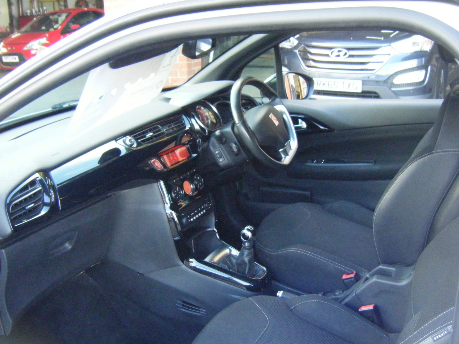 Used Citroen DS3 2014 for sale - 76363196: Photo 4