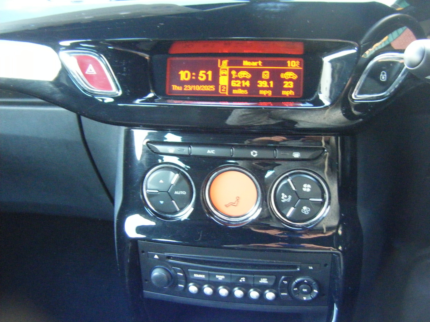 Used Citroen DS3 2014 for sale - 76363196: Photo 6