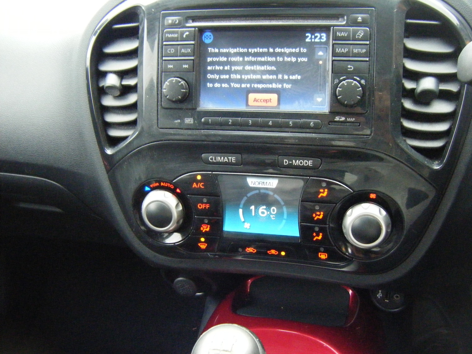 Used Nissan Juke 2011 for sale - 76232721: Photo 8