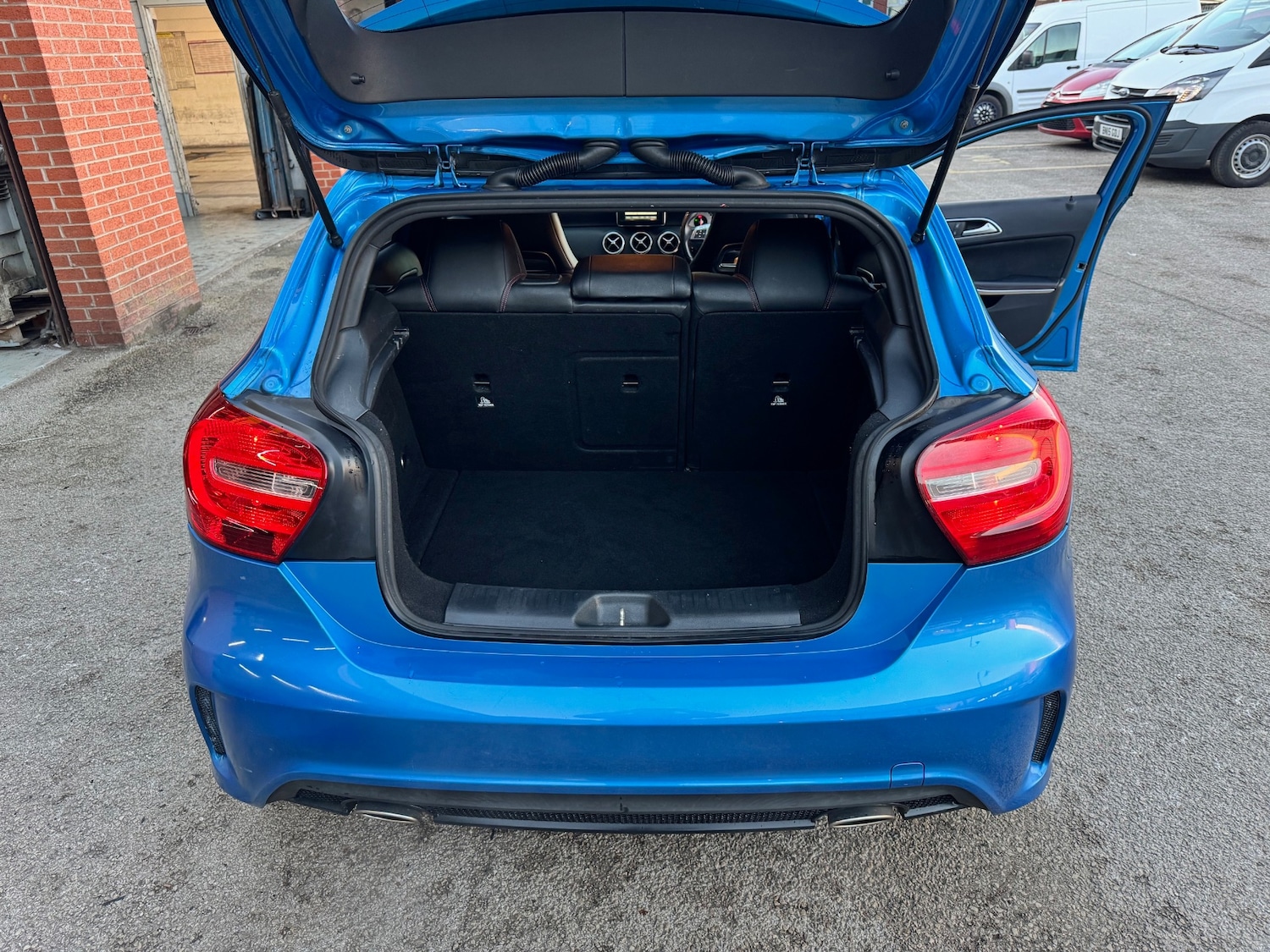 Used Mercedes-Benz A-Class 2014 for sale - 76719989: Photo 7