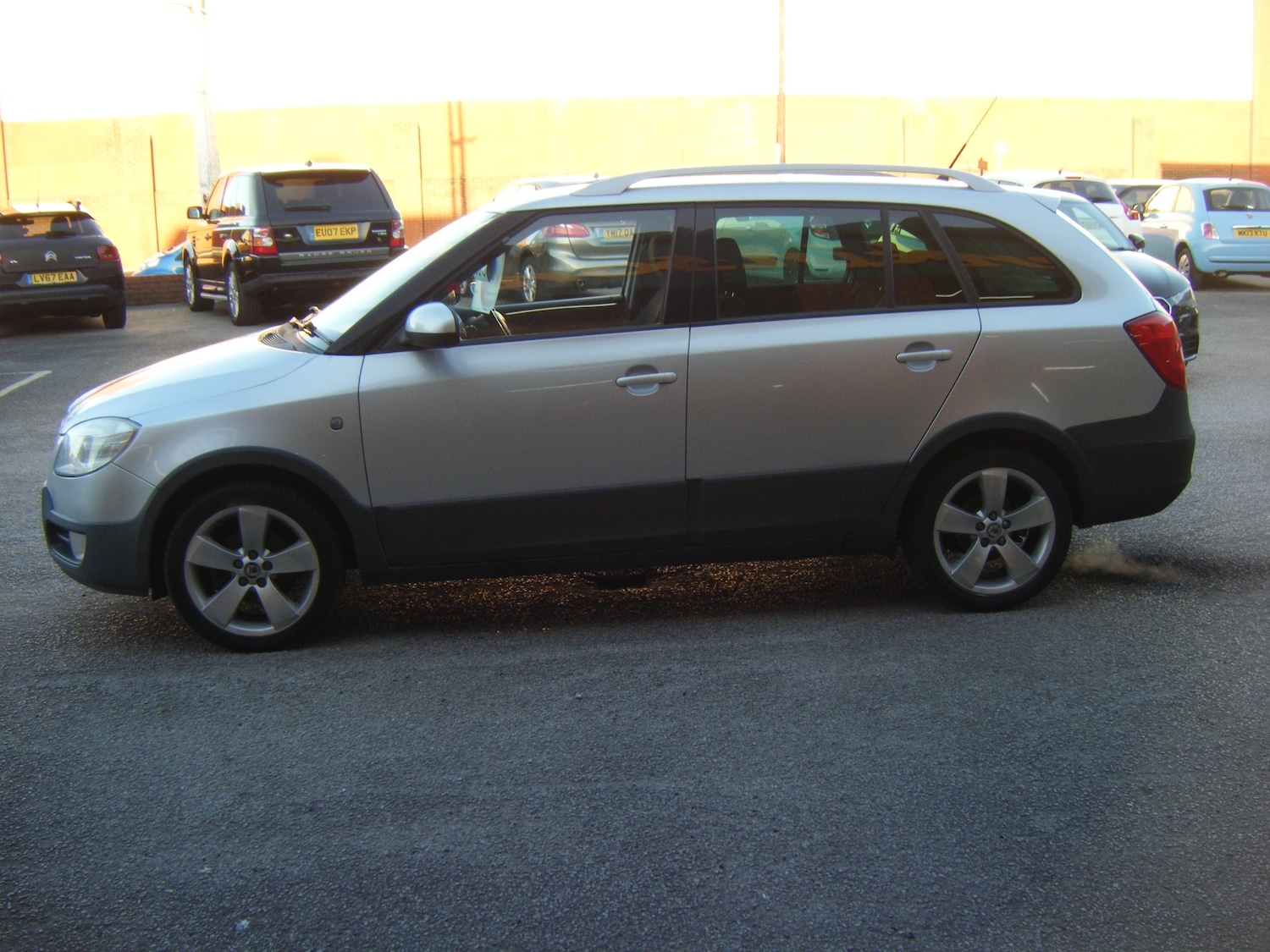 Used Skoda Fabia 2009 for sale - 76600190: Photo 2