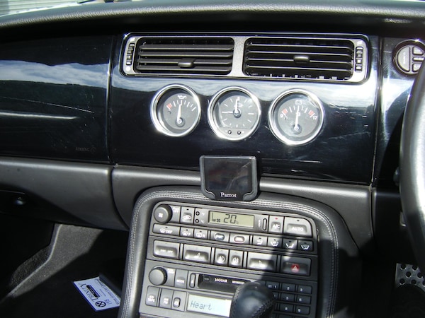 Used Jaguar XKR 2004 for sale - 67287916: Photo 10