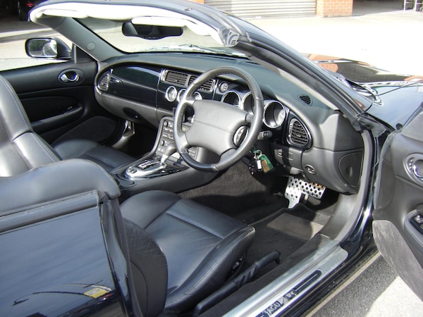 Used Jaguar XKR 2004 for sale - 67287916: Photo 8