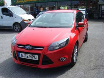 2012 (12) - 1.0 125 EcoBoost Titanium 5dr