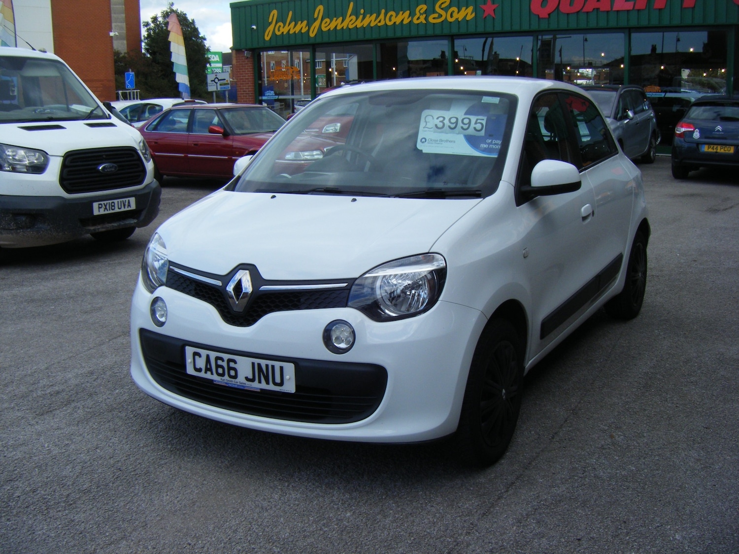 Used Renault Twingo 2017 for sale - 76055485: Photo 1
