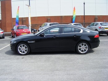 Used Jaguar XE 2016 for sale - 78814312: Photo