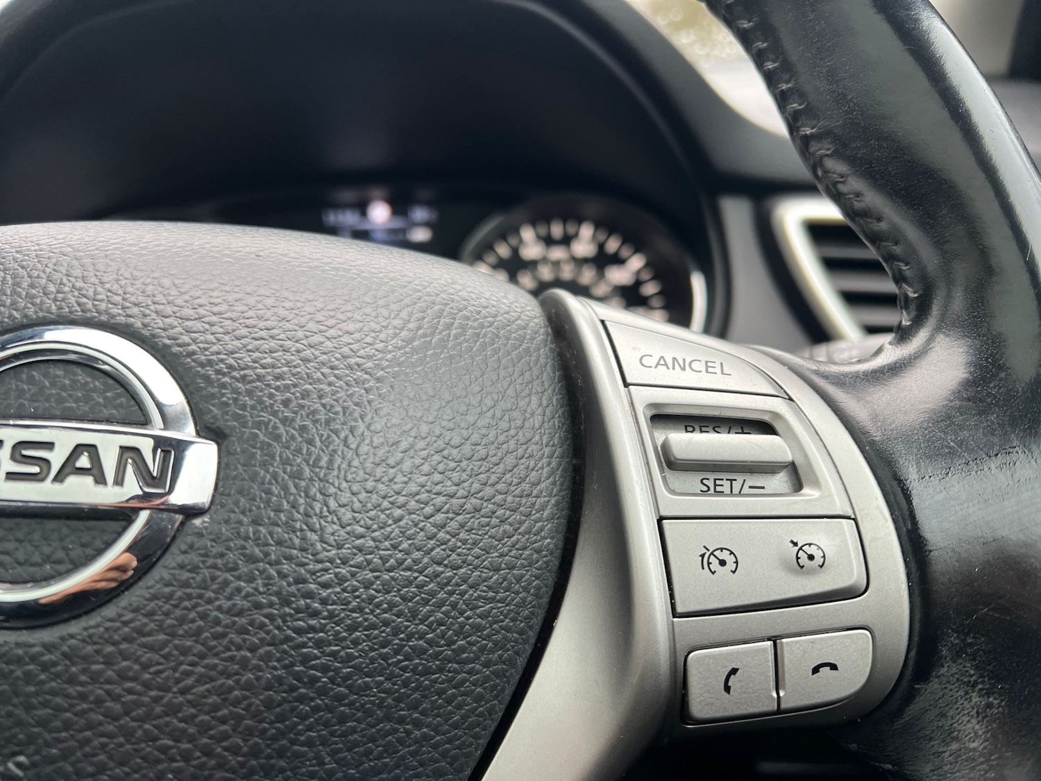 Used Nissan Qashqai 2014 for sale - 76980326: Photo 21