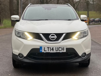 Used Nissan Qashqai 2014 for sale - 76980326: Photo
