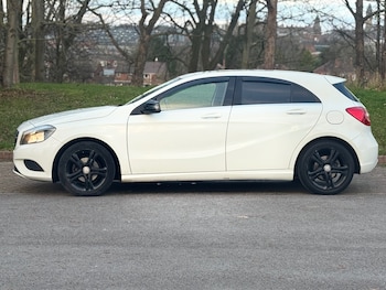 Used Mercedes-Benz A-Class 2015 for sale - 77080916: Photo