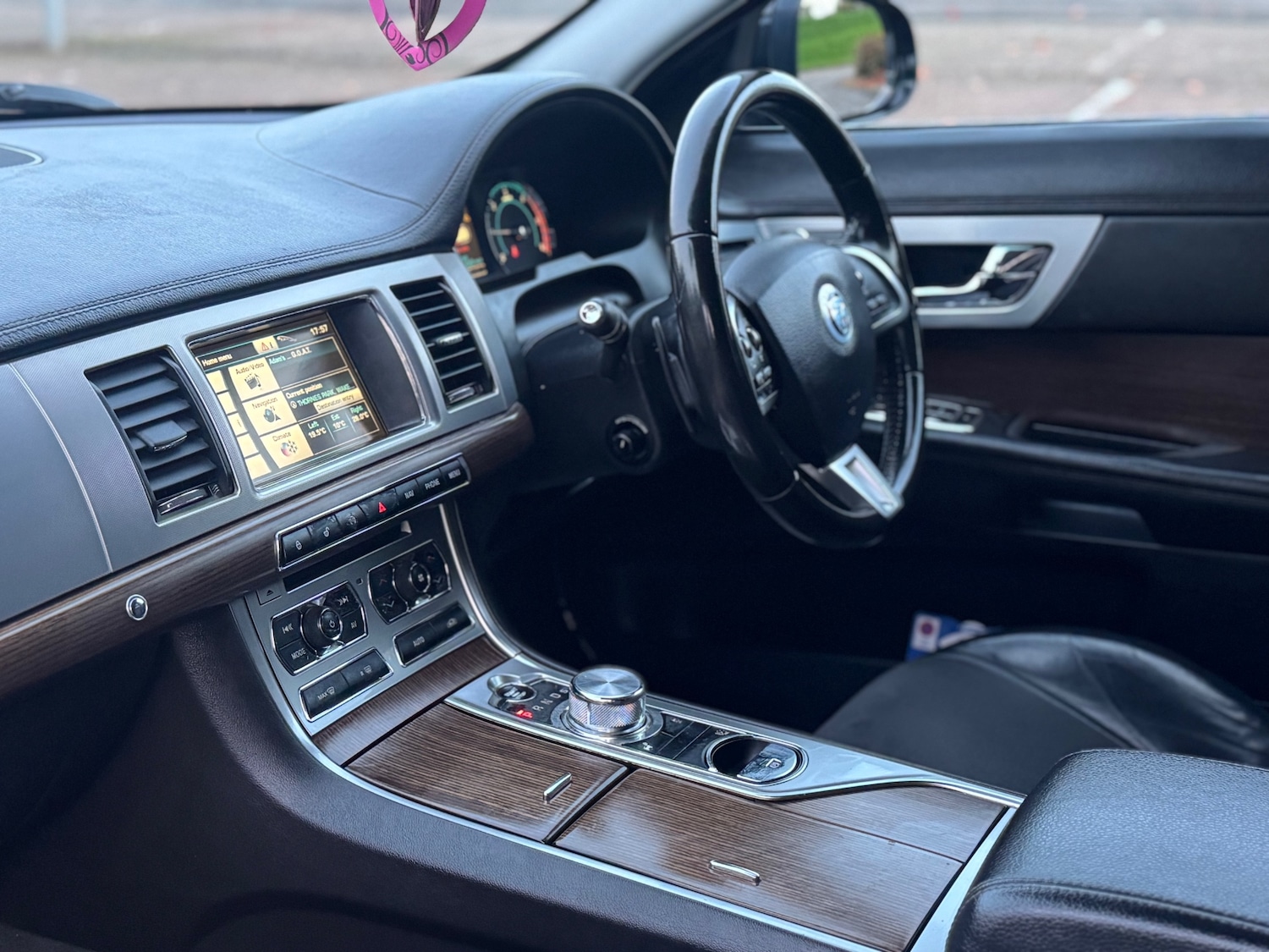 Used Jaguar XF 2013 for sale - 76345109: Photo 18