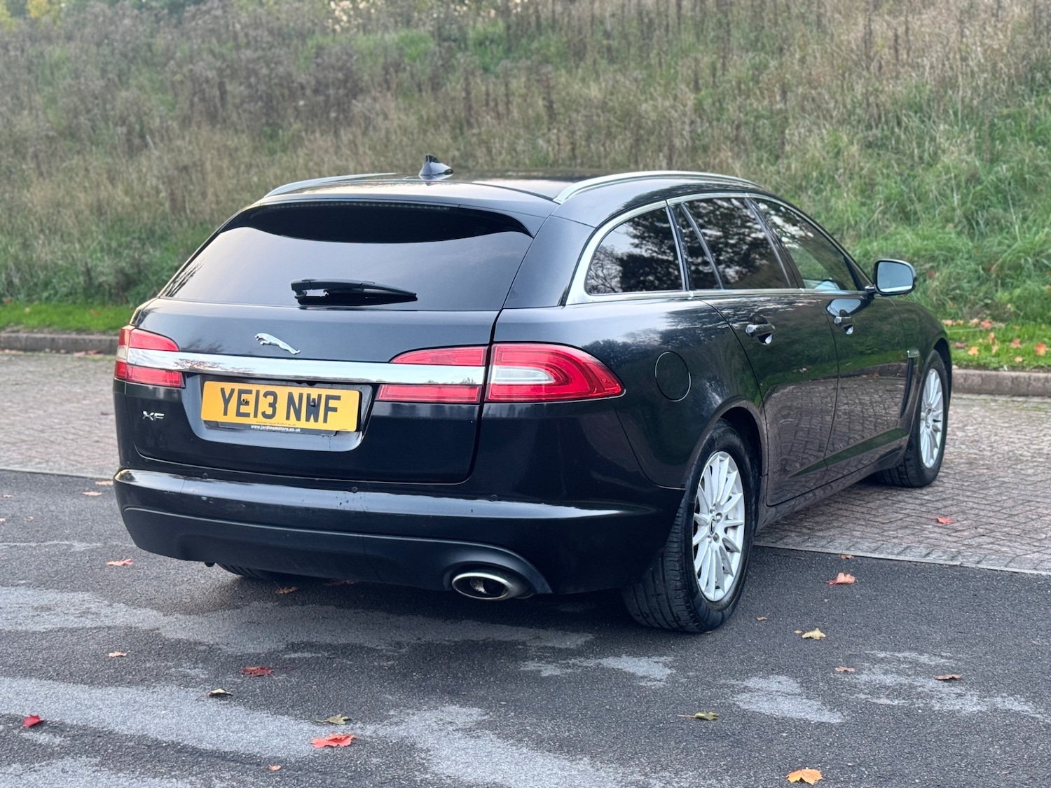 Used Jaguar XF 2013 for sale - 76345109: Photo 6