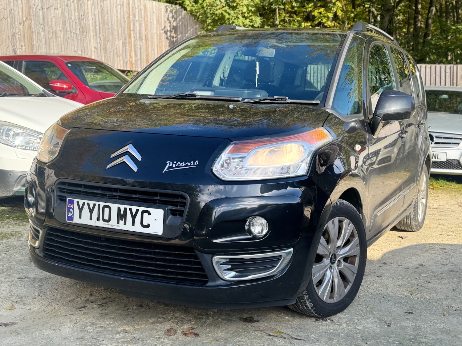 Used Citroen C3 Picasso 2010 for sale - 76369533: Photo 1