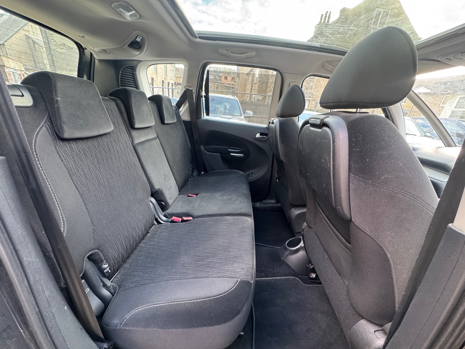 Used Citroen C3 Picasso 2010 for sale - 76369533: Photo 14