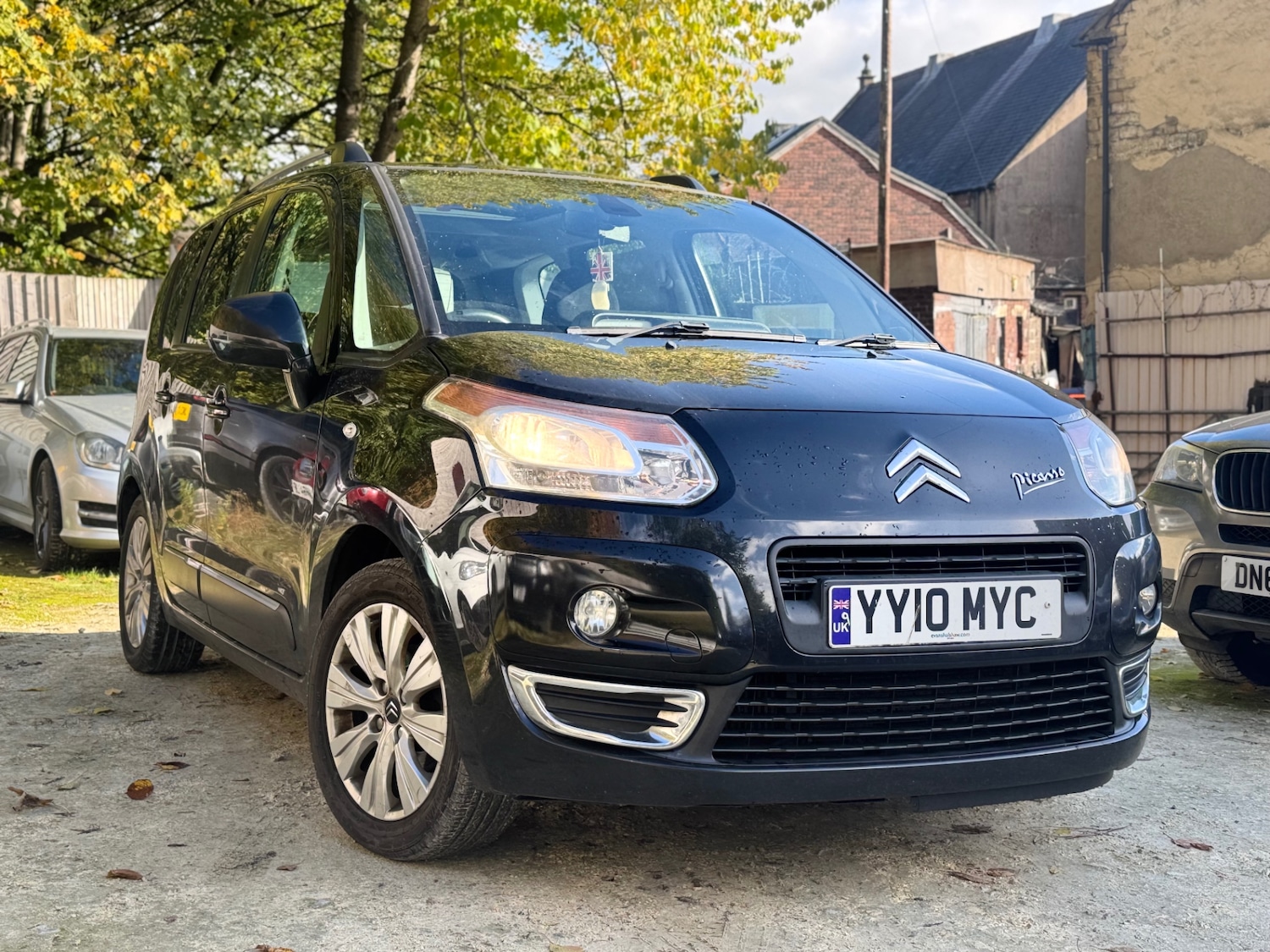 Used Citroen C3 Picasso 2010 for sale - 76369533: Photo 3