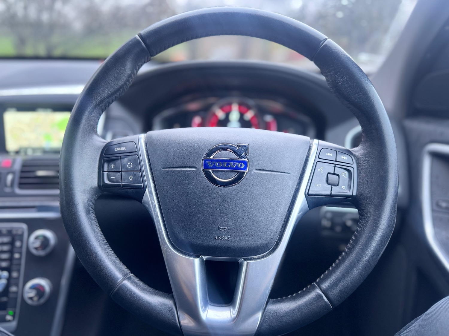 Used Volvo XC60 2016 for sale - 77548390: Photo 11