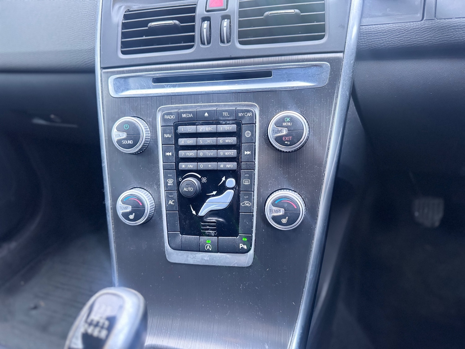 Used Volvo XC60 2016 for sale - 77548390: Photo 13