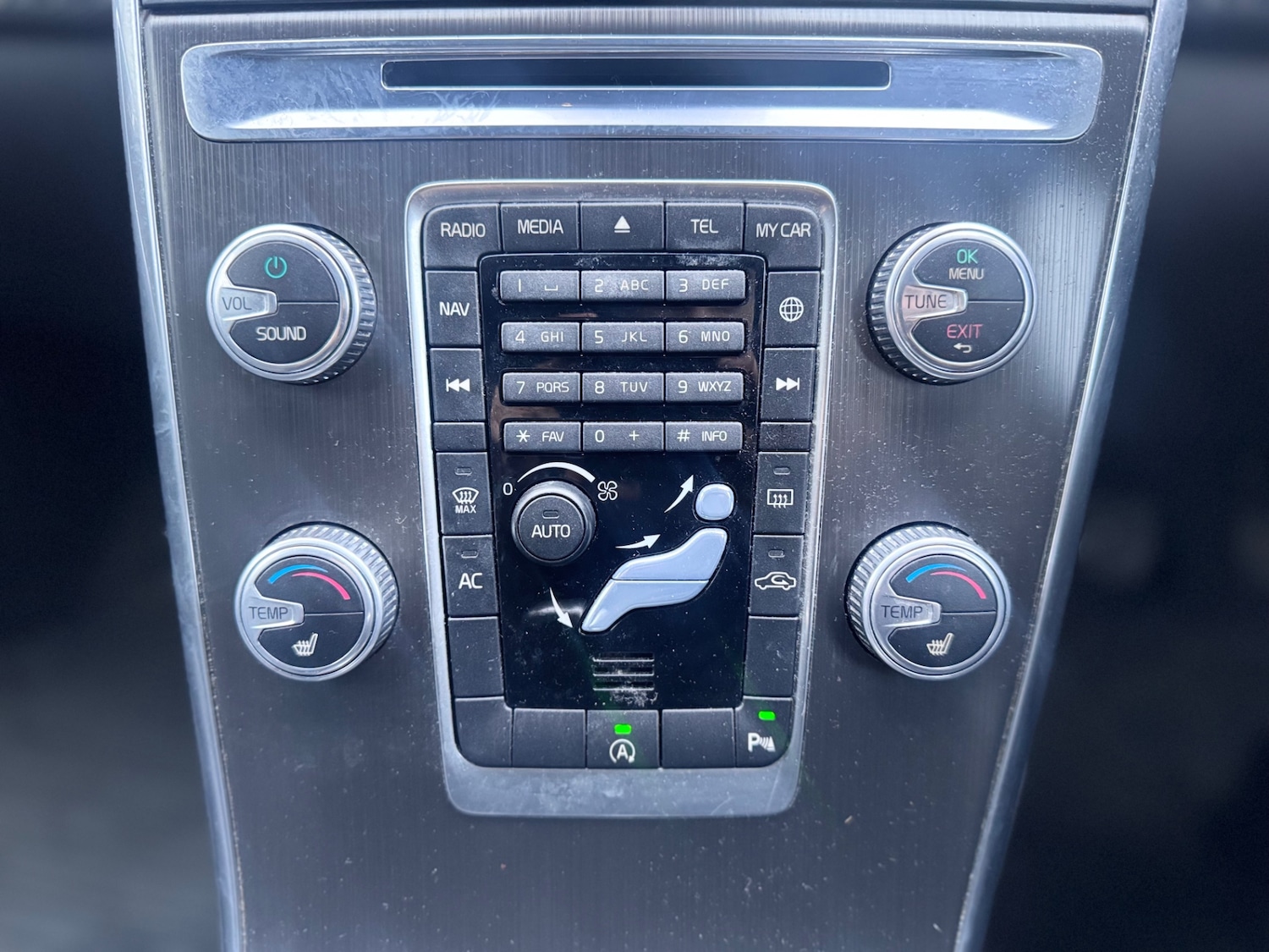 Used Volvo XC60 2016 for sale - 77548390: Photo 15