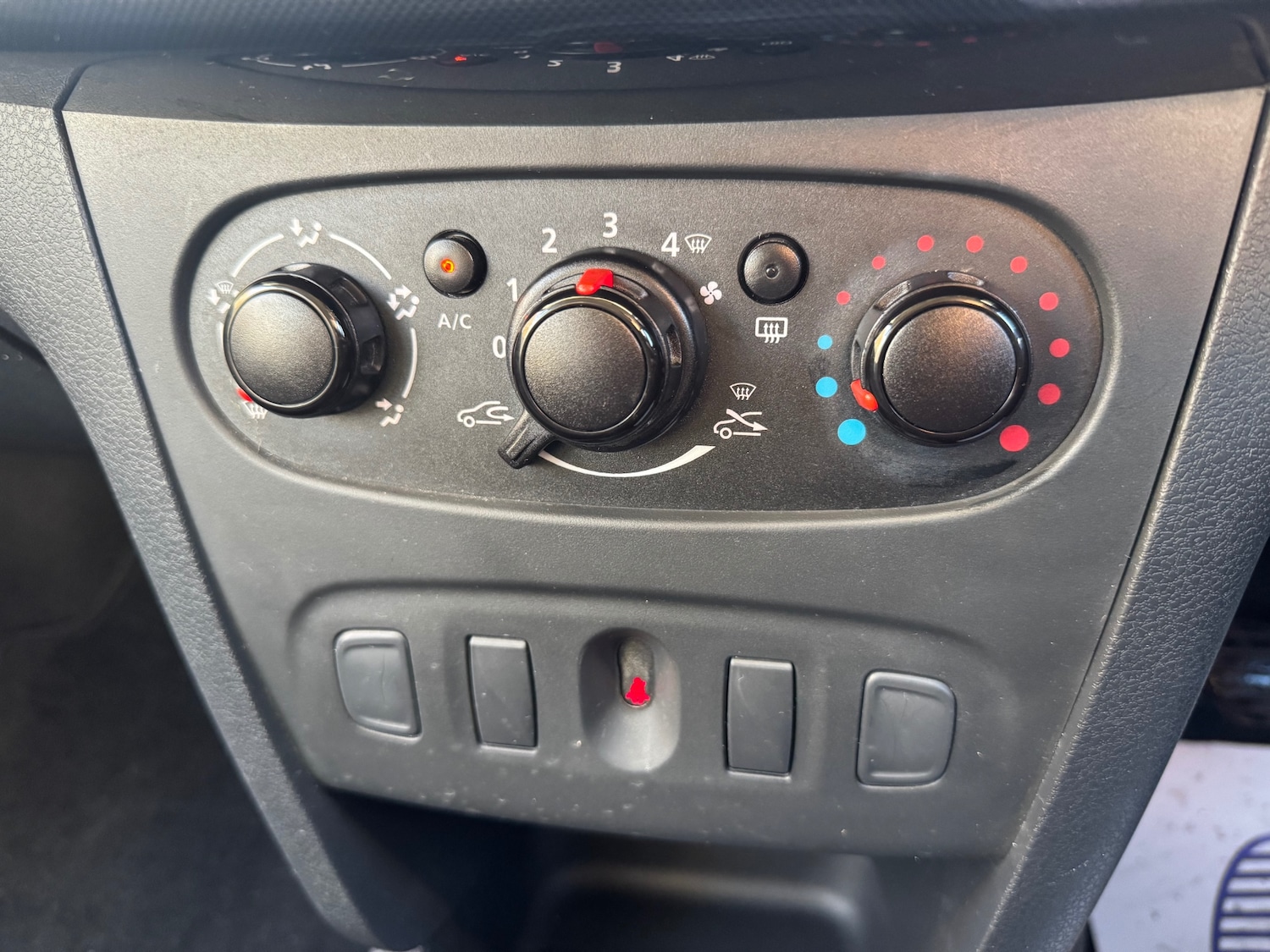 Used Dacia Sandero 2020 for sale - 76536961: Photo 20