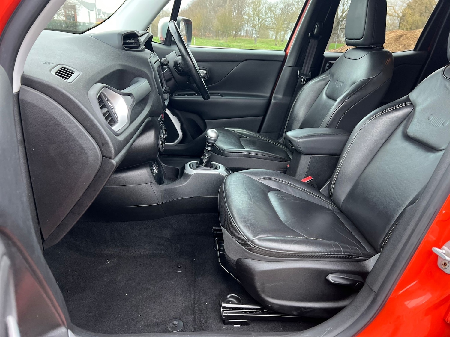 Used Jeep Renegade 2016 for sale - 77049392: Photo 16