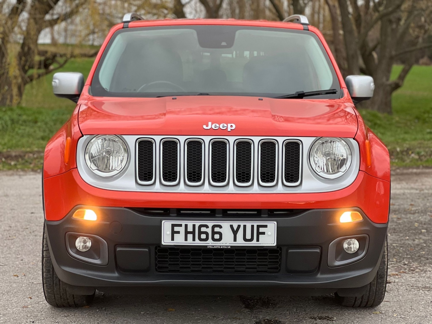 Used Jeep Renegade 2016 for sale - 77049392: Photo 2