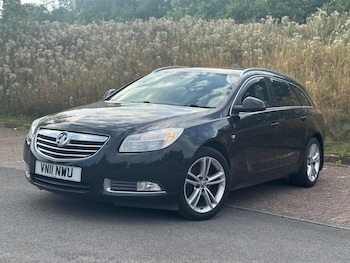 Vauxhall - Insignia