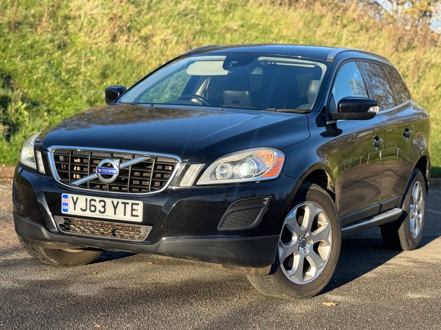 Used Volvo XC60 2013 for sale - 76649649: Photo 1