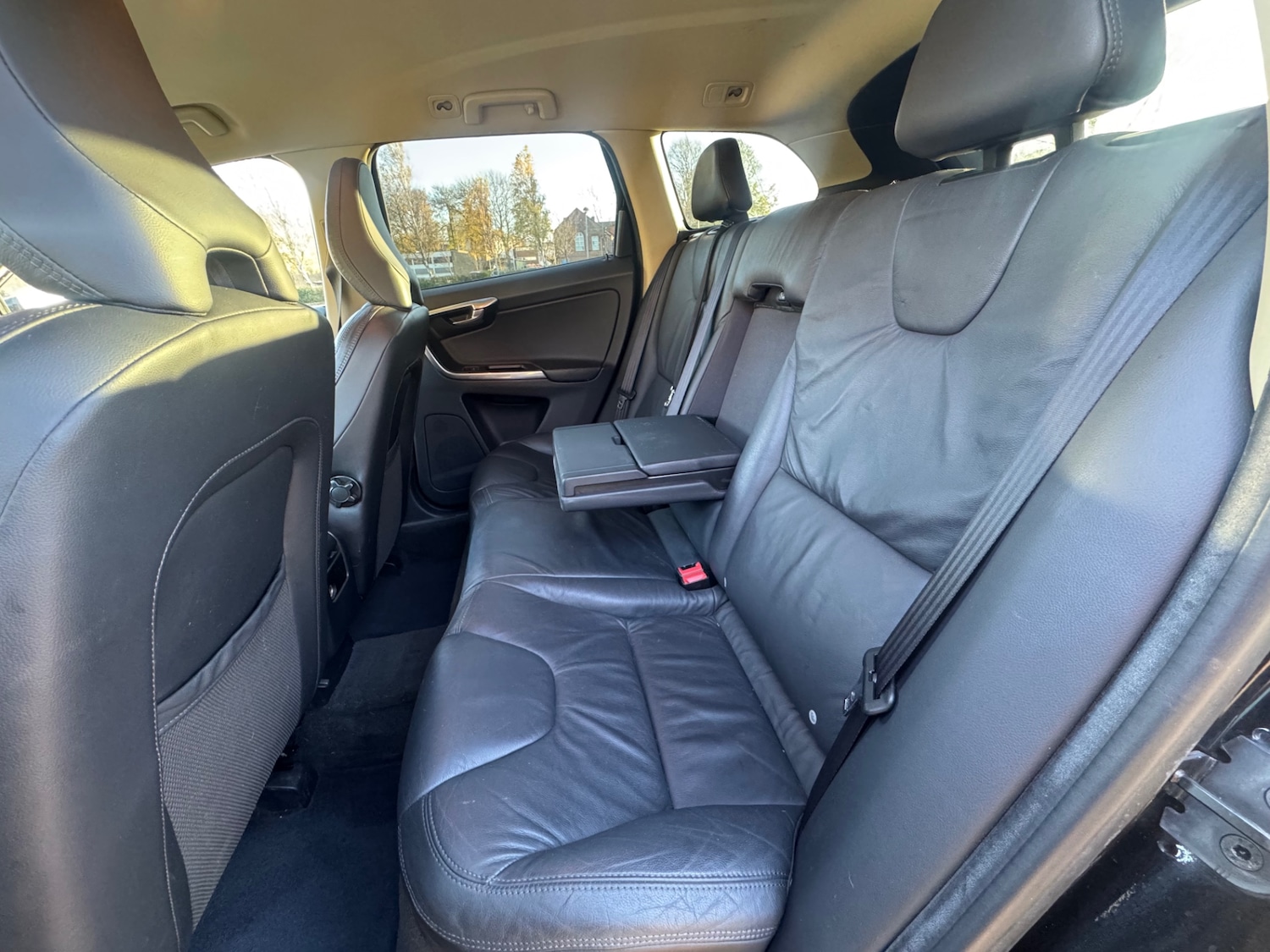 Used Volvo XC60 2013 for sale - 76649649: Photo 23