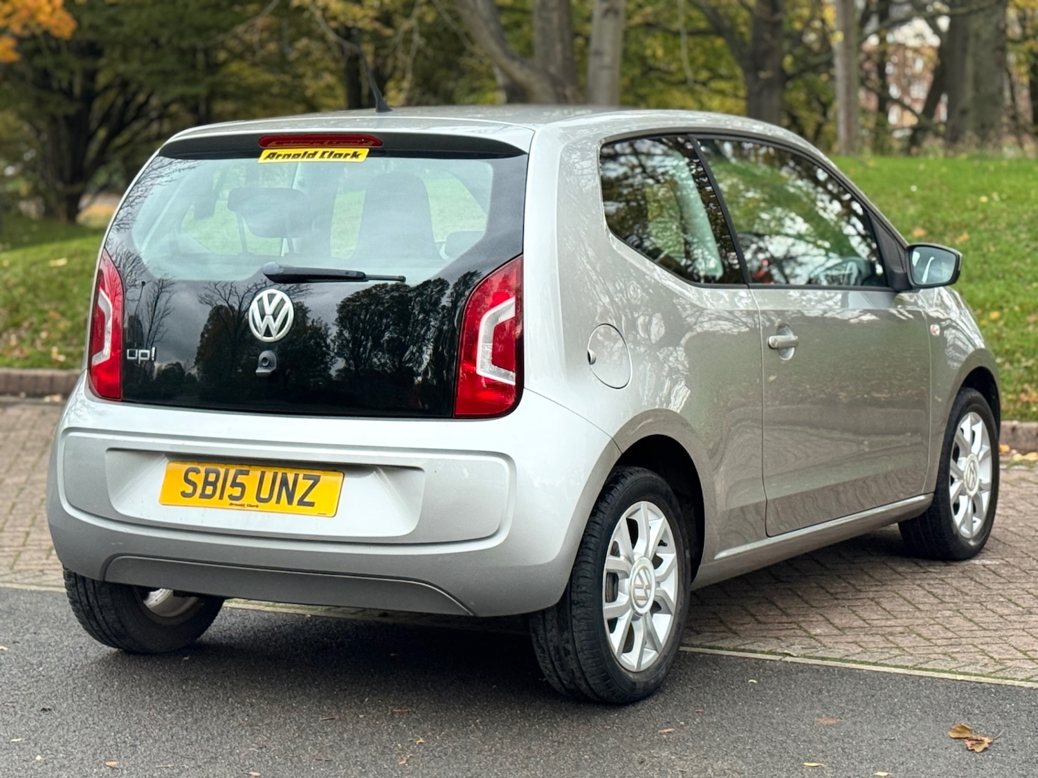 Used Volkswagen up! 2015 for sale - 76527456: Photo 8