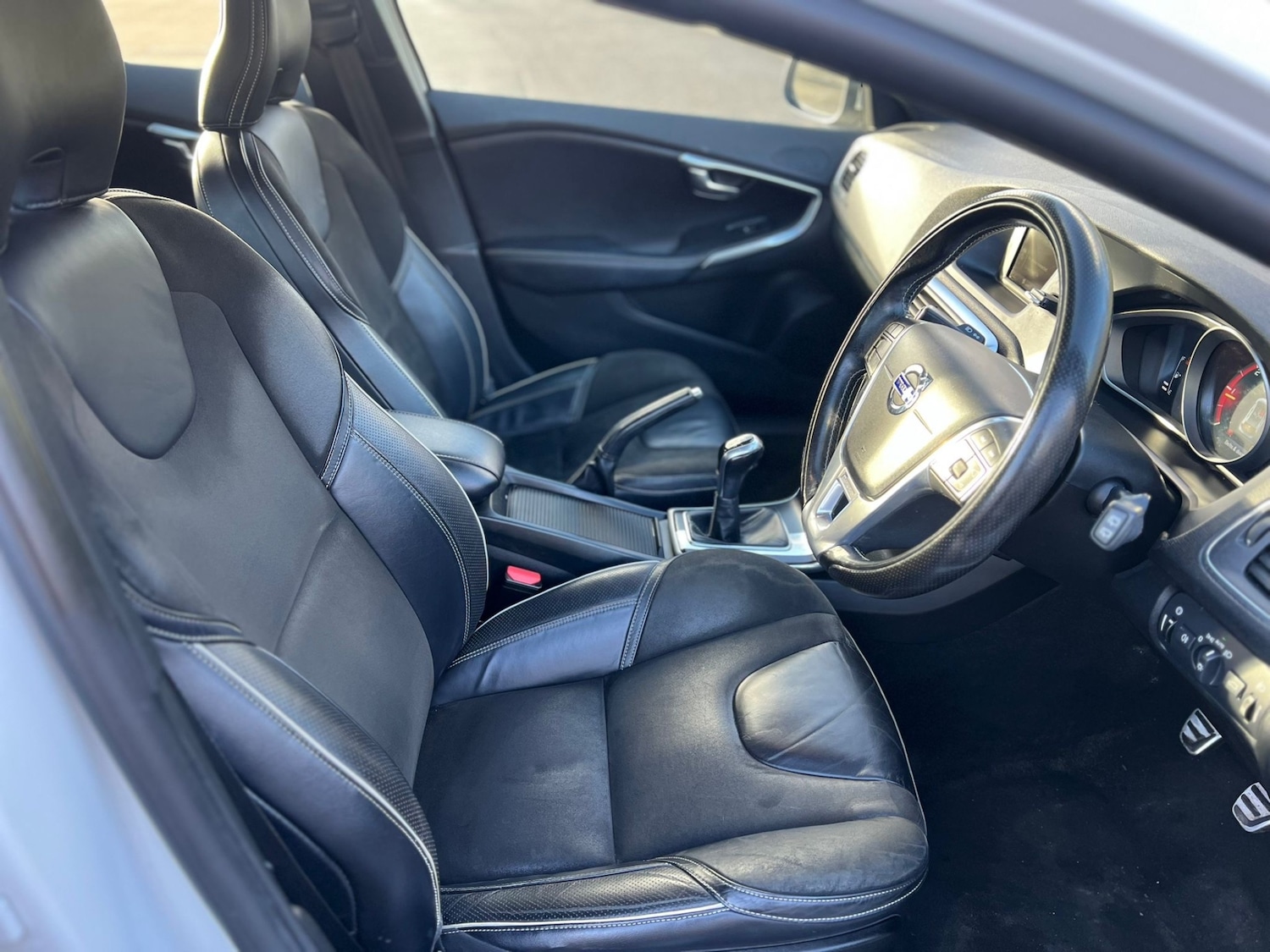 Used Volvo V40 2016 for sale - 77391767: Photo 10