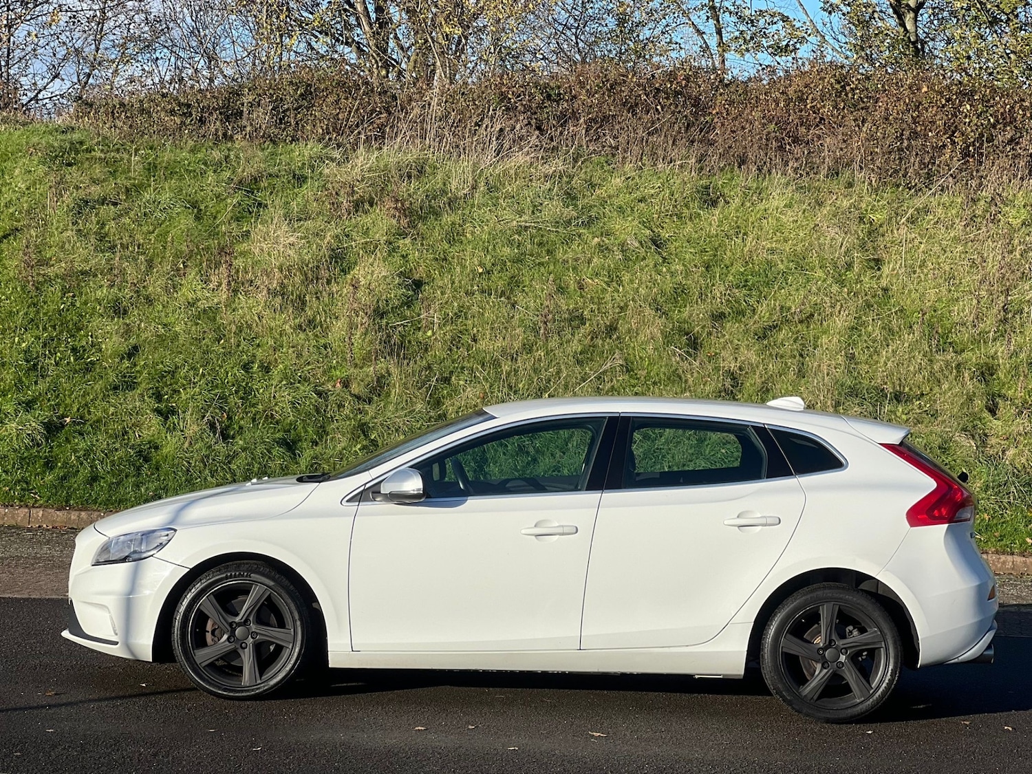 Used Volvo V40 2016 for sale - 77391767: Photo 3