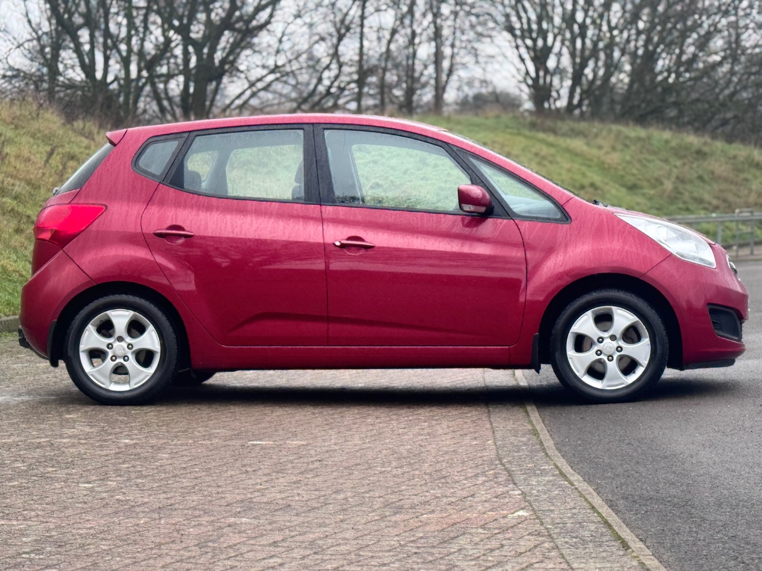 Used Kia Venga 2013 for sale - 77329584: Photo 4